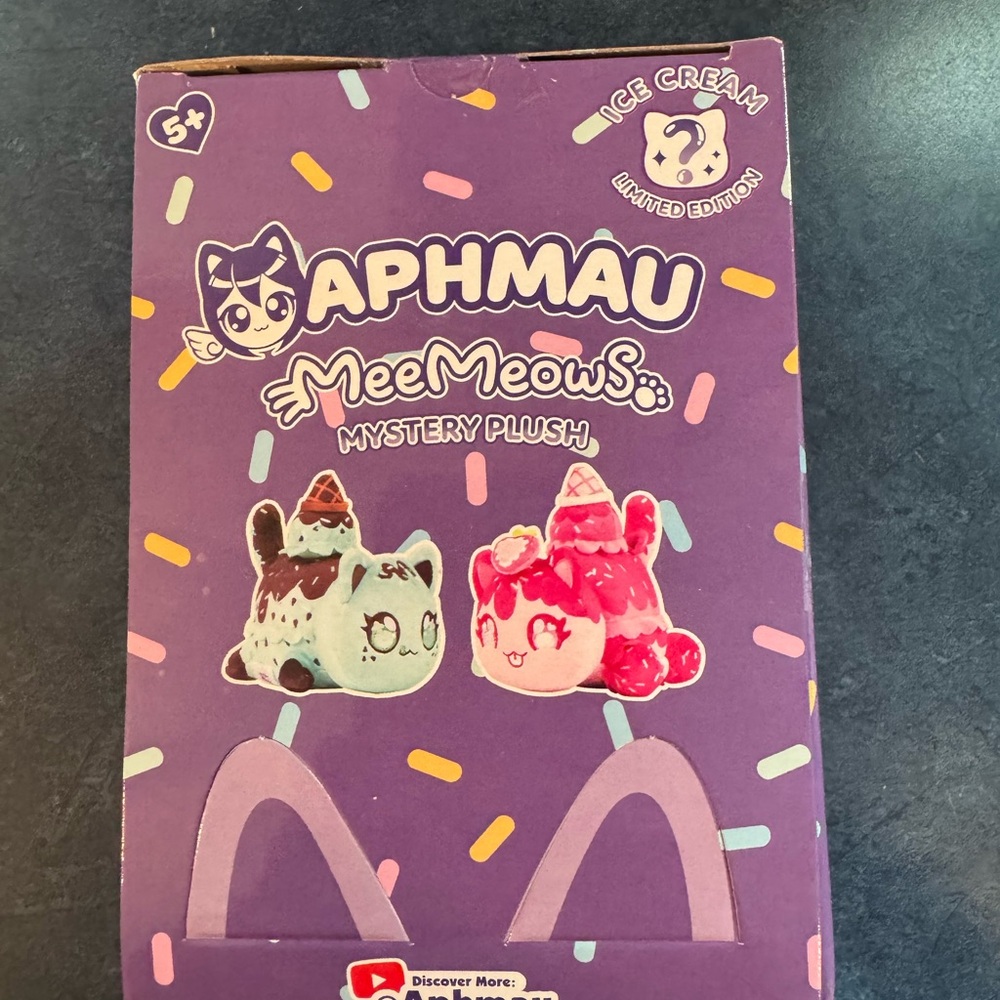 MeeMeows Mystery Plush - Ice Cream Edition (Neapolitan)